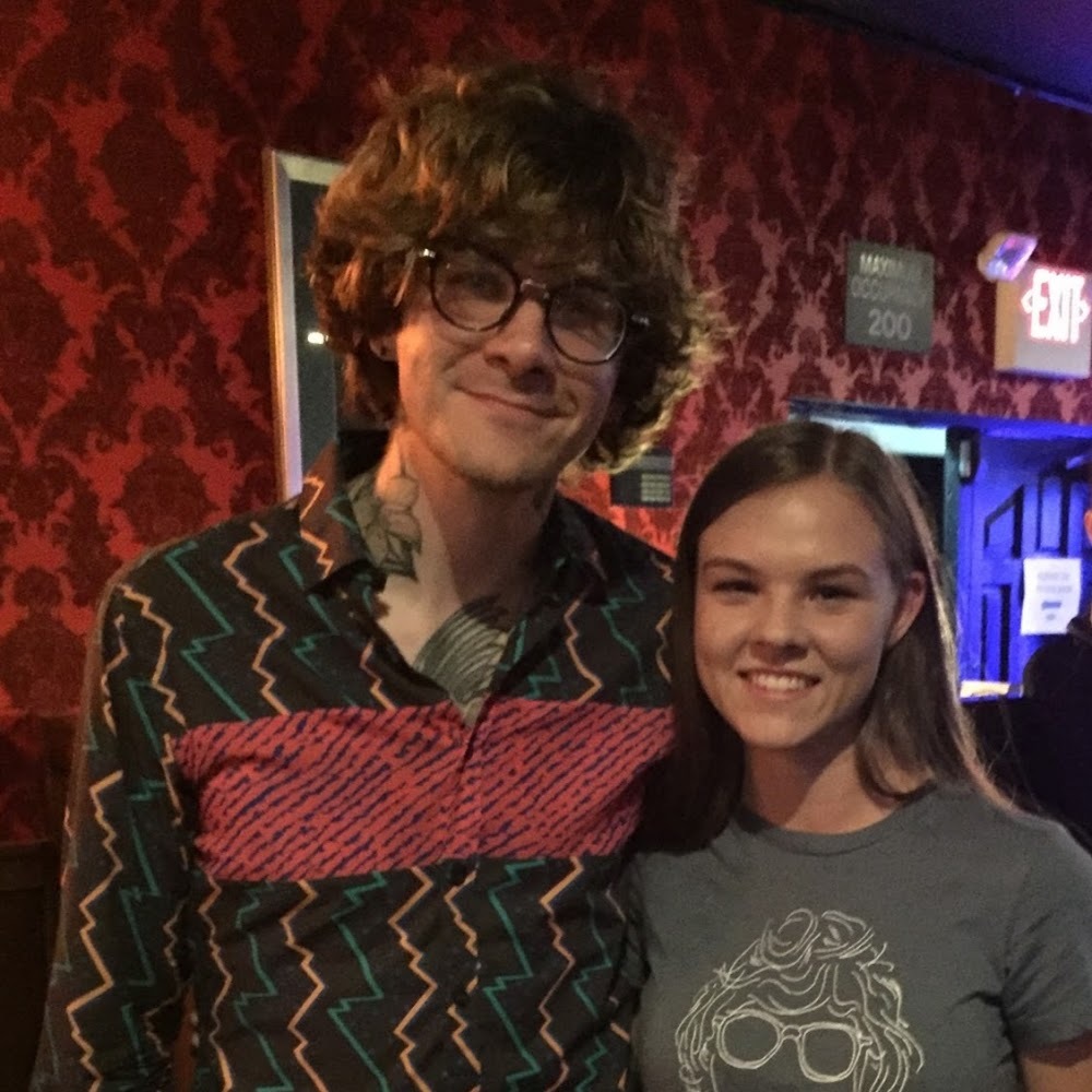 Meet your Posher, Shea